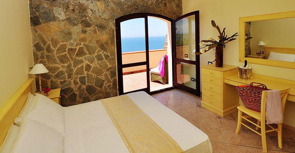 Torre Hotel - Adults Only Torre dei Corsari Dış mekan fotoğraf